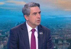 Повече от 300 души в САЩ сред които и президентът