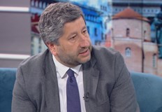 В интерес на България е да помогне на Украйна включително