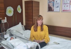 От болница в Бургас изписаха първото бебе родено от украинска