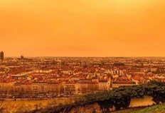 Мощният пренос на сахарски прах обхванал Пиренейския полуостров и Западна