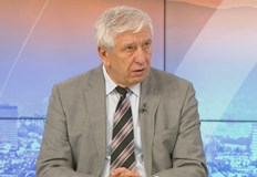 Чувствам се добре Тук е тихо спокойно мирно няма бомбардировки