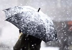 Ще духа до умерен в Източна България временно силен