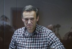 Руското държавно обвинение иска и глоба от 1 2 милиона рубли за