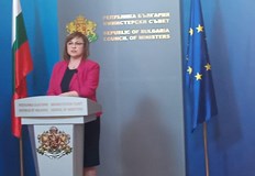 Решаваме въпроса с многогодишния тормоз и натиск върху стотици и