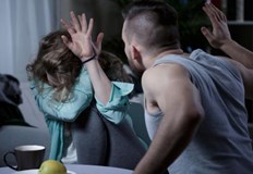 В Бургас е задържан 46 годишен мъж нанесъл побой над десетгодишно