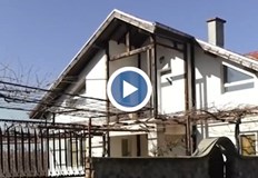 Това не е първото покушение срещу негоСамоделна бомба избухна пред