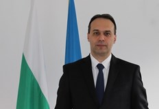 Новият военен министър даде първото си телевизионно интервюНовият военен министър