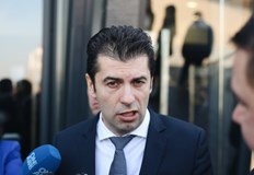 Днес е първият ден в който цялата система за регистрация