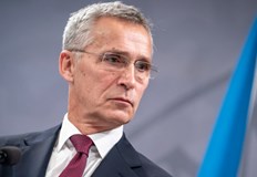 НАТО не е част от конфликта в Украйна не търсим