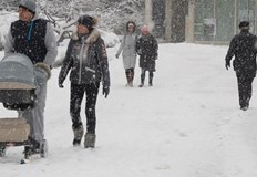 Мартенската зима продължаваКъм 20 часа в неделя новата снежна покривка