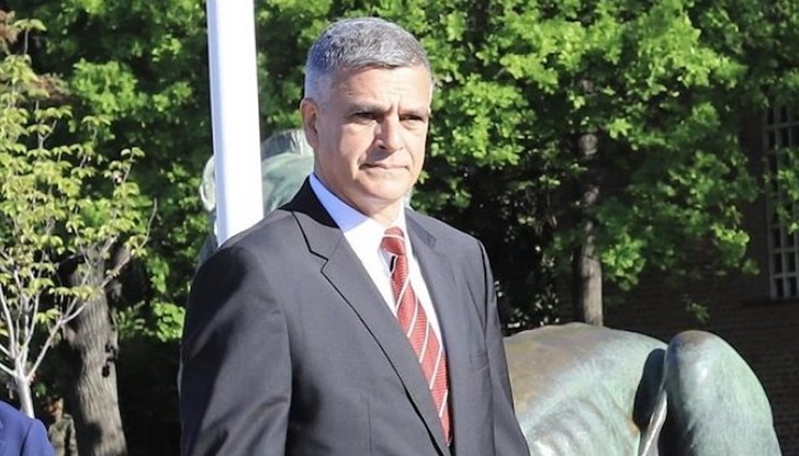 Рано било да се каже дали ще създаде нова партия Рано било да се каже дали ще създаде нова партия