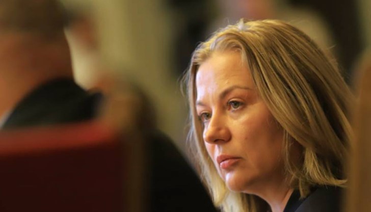 Задържаните ще могат да излизат от арестите при неотложни семейни причини