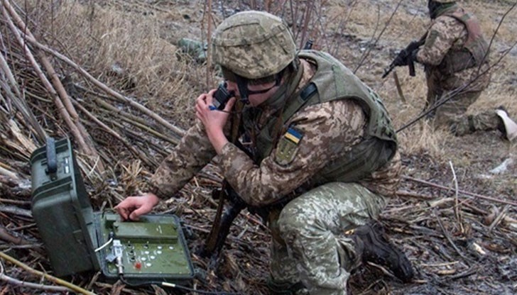 Руската армия избяга от Тростянец, изоставяйки оръжия, техника и боеприпаси, се казва в изявление на министерството на отбраната Руската армия избяга от Тростянец, изоставяйки оръжия, техника и боеприпаси, се казва в изявление на министерството на отбраната