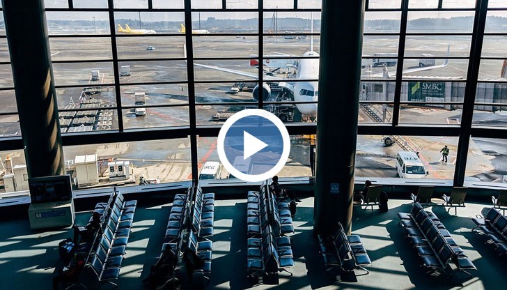 Въпреки обещанието на посолството ни в Москва да организира транспорт, такъв няма повече от две седмици