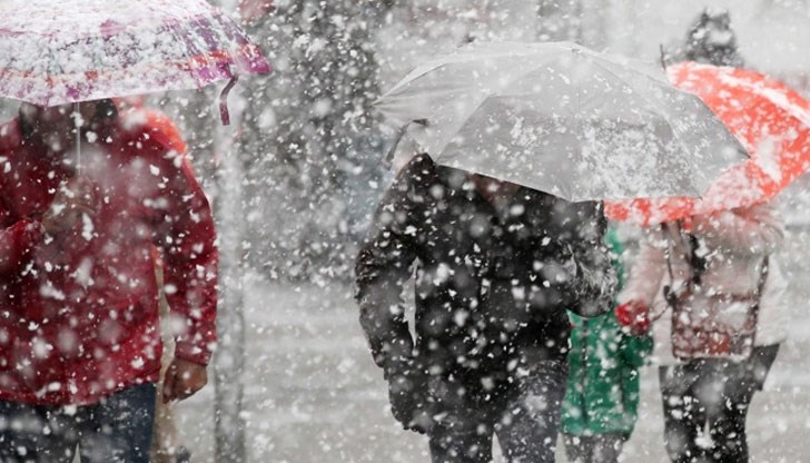 Значителни ще са валежите на места в Югозападна и Южна България, а по-късно през деня и над северозападните и крайните югоизточни райони