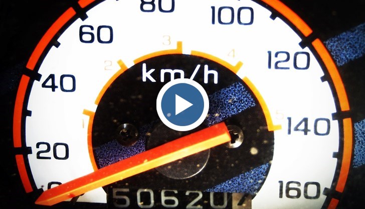 Един от случаите е на водач на автомобил, шофирал със 148 километра в час на първокласен път край Бургас при разрешени 50 км/час