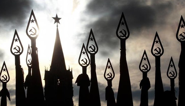 Нова желязна завеса се спуска през Европа - този път не от Балтийско до Адриатическо (по времето на Чърчил), а до Азовско море. И слава богу, защото се оказваме от по-добрата страна