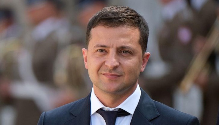 Володомир Зеленски е "лидер и войник"