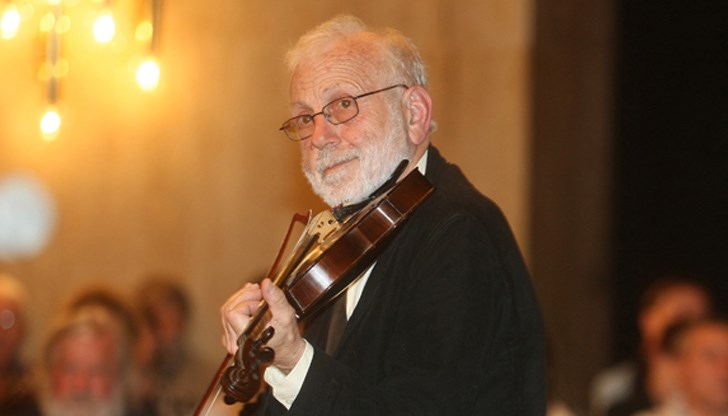 Големият български актьор е поредният носител на отличието след Пламен Марков (2021), Андрей Аврамов (2020), Татяна Лолова (2019), Славчо Пеев Големият български актьор е поредният носител на отличието след Пламен Марков (2021), Андрей Аврамов (2020), Татяна Лолова (2019), Славчо Пеев