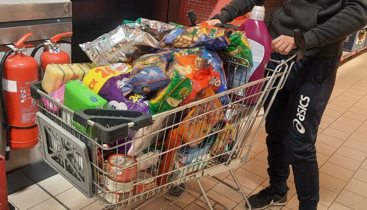 Става въпрос за жена, която е заявила, че е приютила украинка с дете на 6 години, но всъщност е искала да прибере помощите