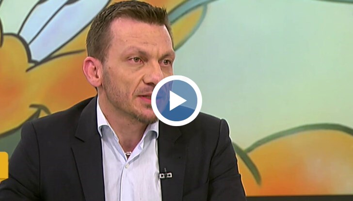 "Да не е задължен да минава през общопрактикуващия лекар. Дава се възможност да си избират различни лекари всеки път. И целта е да се облекчат самите лекари”, заяви д-р Хасърджиев