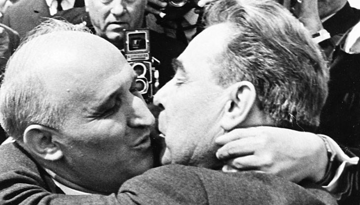 Тодор Живков на три пъти е залагал на карта суверенитета на страната