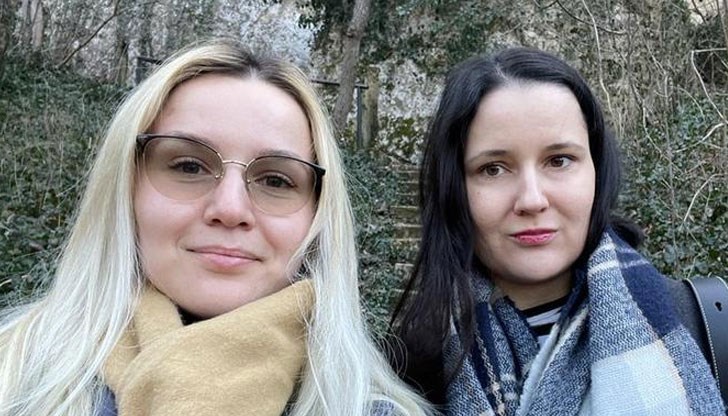 Заедно със своята приятелка Полина подписаха писмо срещу агресията на руския президент