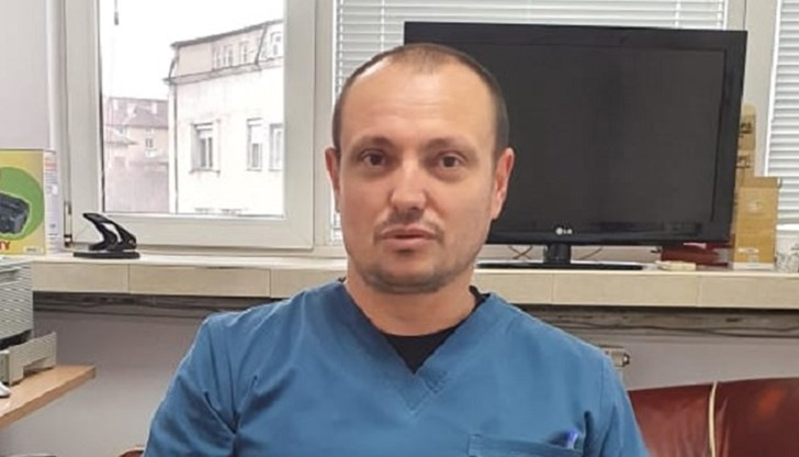 Аз имам нужда от социални контакти, от близките, от приятелите си, от нещата, които ме правят щастлив. Самота с пари не е ок Аз имам нужда от социални контакти, от близките, от приятелите си, от нещата, които ме правят щастлив. Самота с пари не е ок