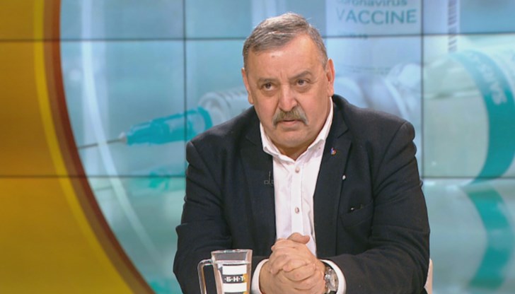 Три неща трябваше да бъдат направени относно бежанците, коментира той