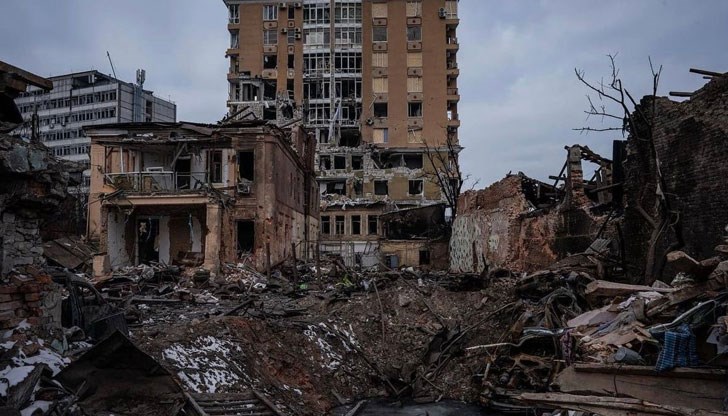 Министър-председателите на Полша, Словения и Чехия ще разговарят и с украинския си колега Денис Шмигал