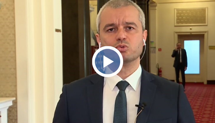 "Вотът ще е заради визитата на военния министър на САЩ, който дойде непоканен. Това е национално предателство", каза Костадинов