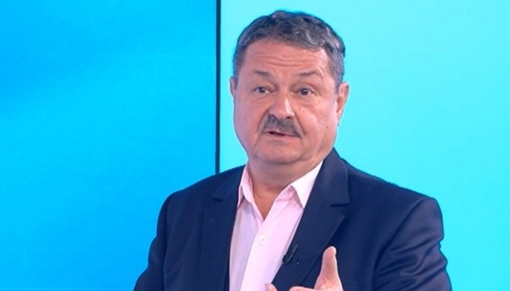 "В момента в Северна Европа е доста топло за сезона, а в Южна Европа, особена на Балканите, е ужасно студено", коментира проф. Рачев "В момента в Северна Европа е доста топло за сезона, а в Южна Европа, особена на Балканите, е ужасно студено", коментира проф. Рачев