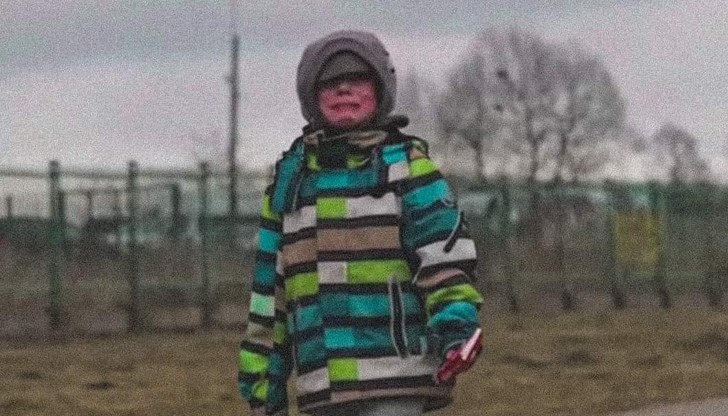 Държавите трябва да предложат безопасни пространства за деца и семейства непосредствено след преминаване на границата и да ги свържат с националните системи за закрила на детето Държавите трябва да предложат безопасни пространства за деца и семейства непосредствено след преминаване на границата и да ги свържат с националните системи за закрила на детето