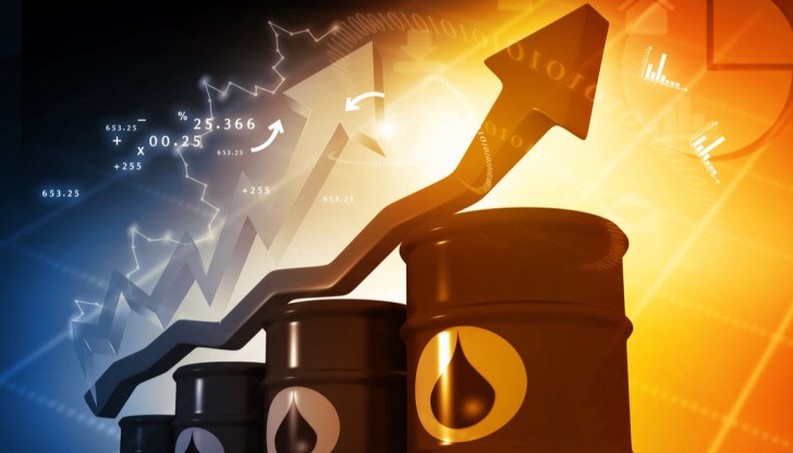 Суровият петрол тип "Брент" - международният бенчмарк за цените на петрола - надхвърли 110 долара (82 паунда) за барел, отбелязвайки най-високото си ниво от повече от седем години насам