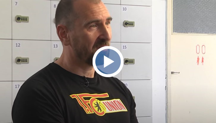 Шеф готвачът се показа от затвора с тениска на елитен германски тим