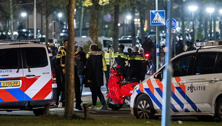 Според очевидци загиналите мъже са се хранели на маса в заведението