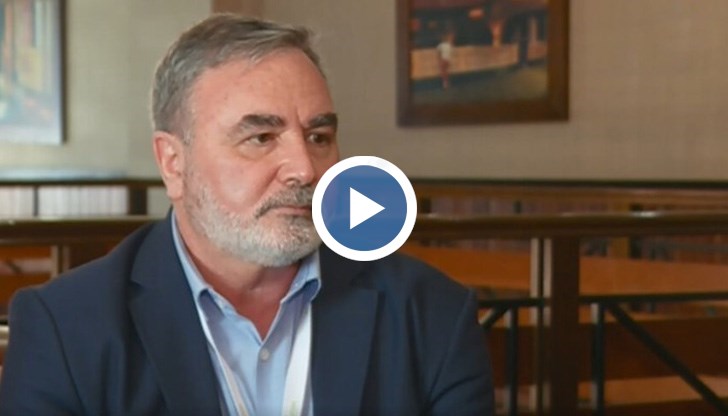 Не може в страна близка до нас, например Германия да има 300 хиляди нови случая дневно, а ние да казваме, че нещата са приключили, заяви още експертът