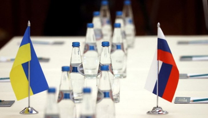 На предния кръг от разговорите двете страни се съгласиха да отворят хуманитарни коридори На предния кръг от разговорите двете страни се съгласиха да отворят хуманитарни коридори