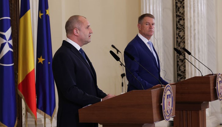 Войната в непосредствена близост до нашите граници променя коренно средата за сигурност в региона, заяви държавният глава