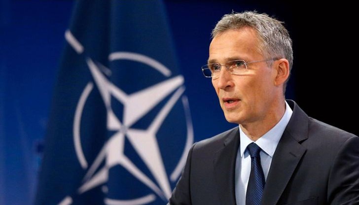 НАТО ще укрепи източния фланг, но няма да изпраща сили в Украйна