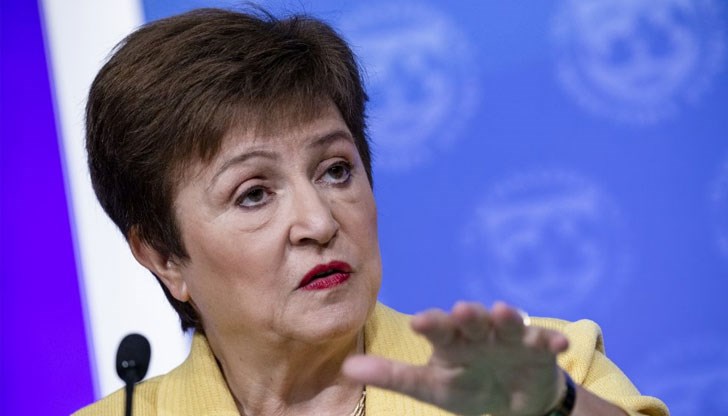 Вече "сериозните" глобални икономически последици от войната в Украйна ще бъдат "още по-опустошителни", ако конфликтът ескалира, заявиха от борда Вече "сериозните" глобални икономически последици от войната в Украйна ще бъдат "още по-опустошителни", ако конфликтът ескалира, заявиха от борда