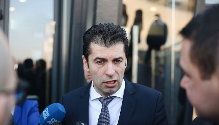 Ракети на Украйна няма да даваме, МВР вече е свободно да действа срещу недосегаемите, заяви Кирил Петков Ракети на Украйна няма да даваме, МВР вече е свободно да действа срещу недосегаемите, заяви Кирил Петков