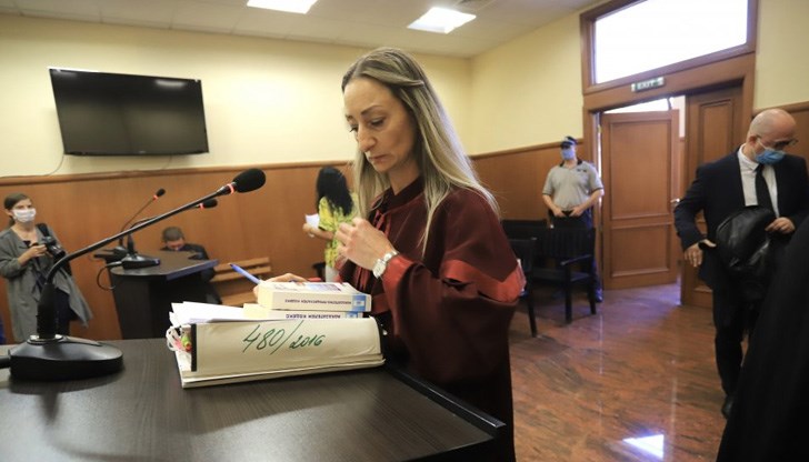 Евгения Щъркелова, която напира към съда, няма никакъв съдийски опит