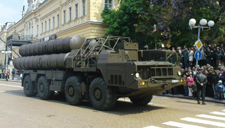 Американският министър на отбраната Лойд Остин ще се опита да убеди България и Словакия да изпратят на Украйна зенитни ракети