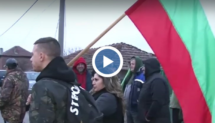 Днес от 6 сутринта хората затвориха пътя Обручище-Гълъбово-Медникарово