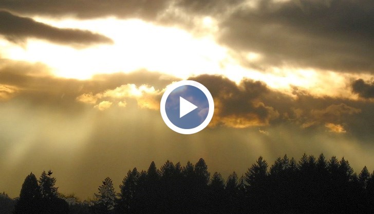 Облачно и дъждовно време ни очаква в началото на новата седмица