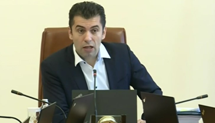 „Не е приемливо по никакъв начин чужд посланик да говори от името на българския народ срещу българското правителство”, е позицията на министър-председателя