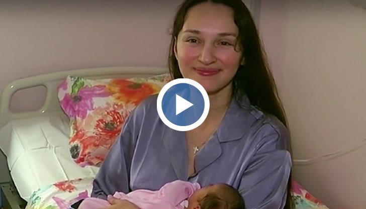 „Благодаря на Бог, че всичко е наред. Родих с цезарово сечение. Пътят беше много дълъг и тежък”, сподели