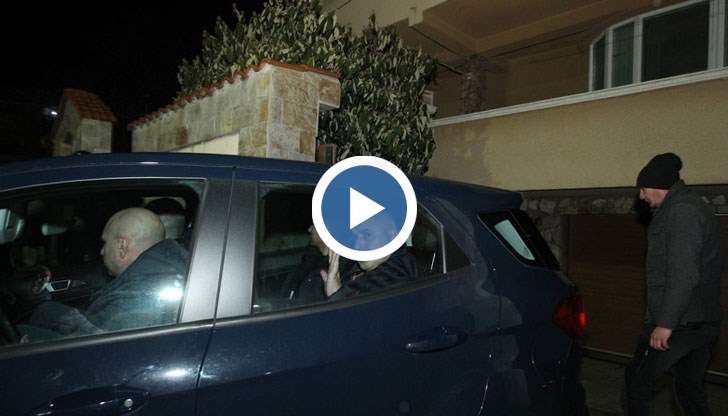 Другият вариант е прокурор да му вземе мярка задържане под стража за 72 часа, обясни той