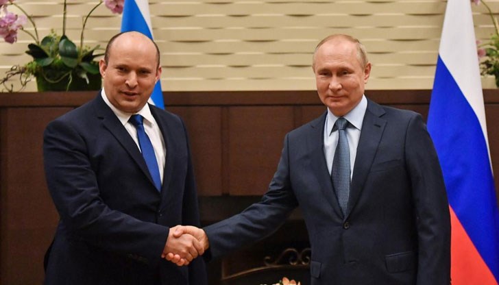 Двамата са обсъдили различни аспекти от ситуацията в Украйна, поясни Кремъл
